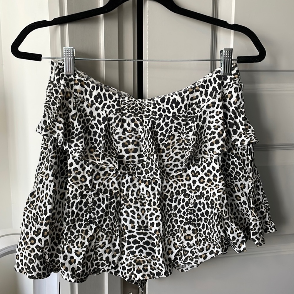 Zara ruffle skort leopard/animal print size sm